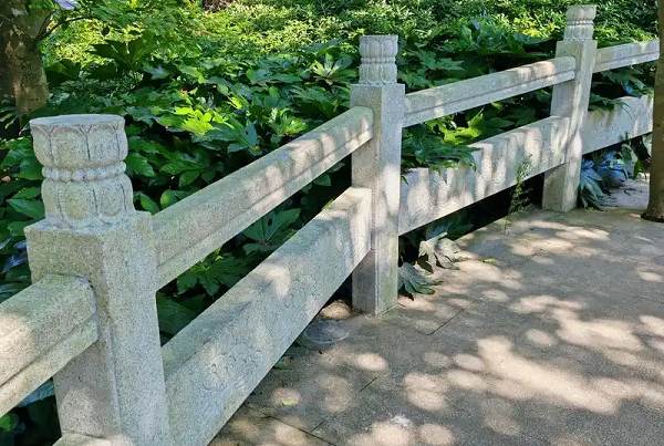 大连水库青石仿古栏杆厂家排名 值得信赖 本地区制造商